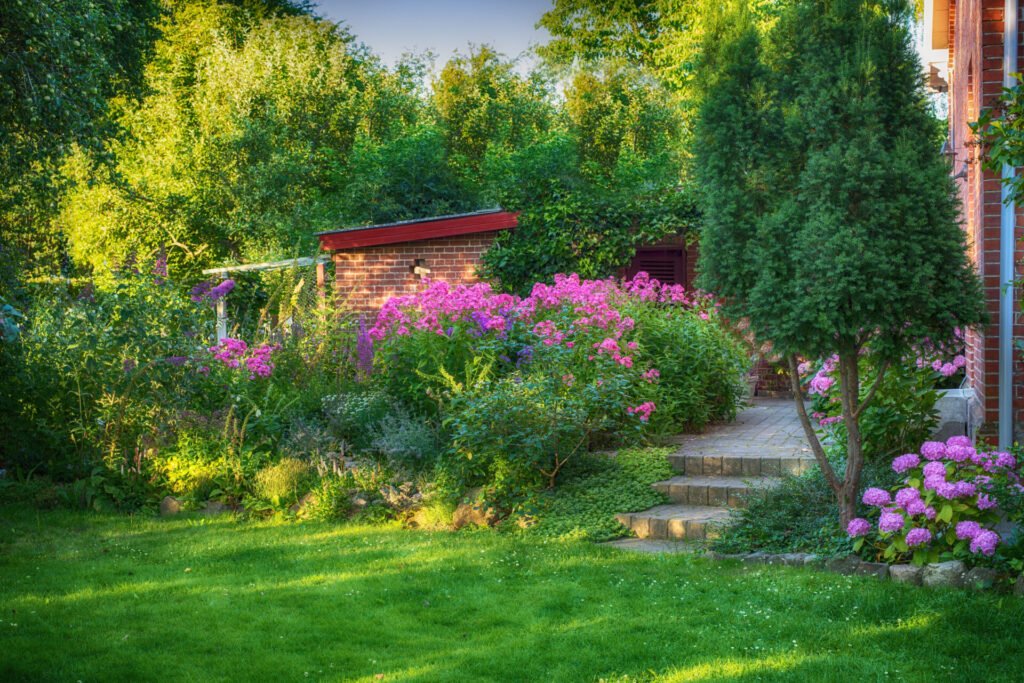 The Importance of Professional Garden Cleaning Services